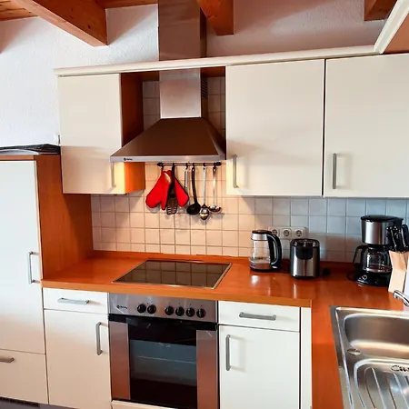 Holiday home Grosszuegige Mit Zwei Baedern, Terrasse Und Balkon