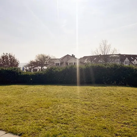 Apartment Grosszuegige Mit Zwei Baedern, Terrasse Und Balkon